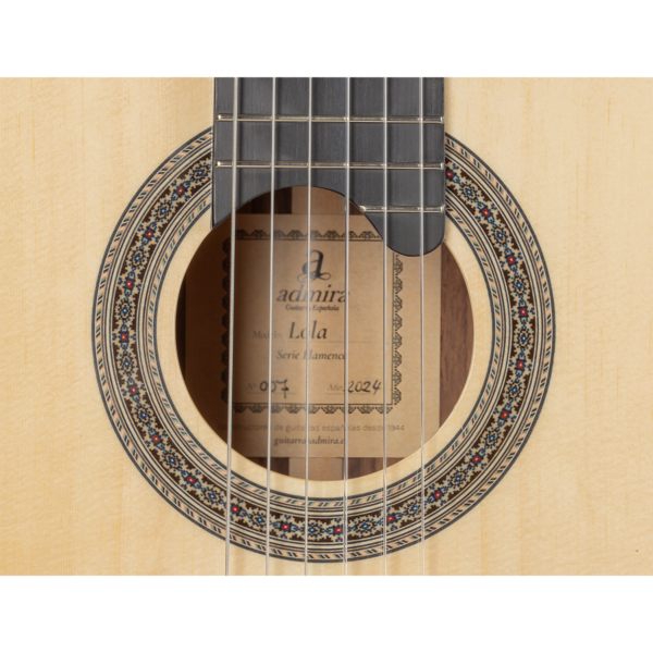 Admira Lola concert guitar
